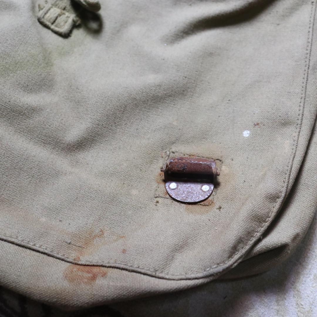 B1345 当時物 旧日本軍 雑嚢 バック ミリタリー 蔵出し うぶだし 時代物