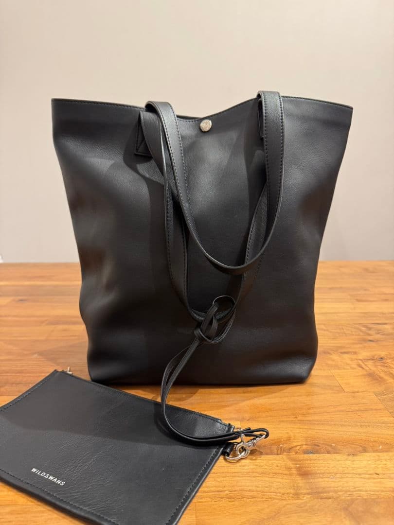 ワイルドスワンズ LIBERO トート ブラック 美品