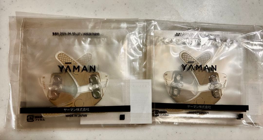 YAMAN デザインリフト、ストレッチフィットシート 目もと 本体と6セット