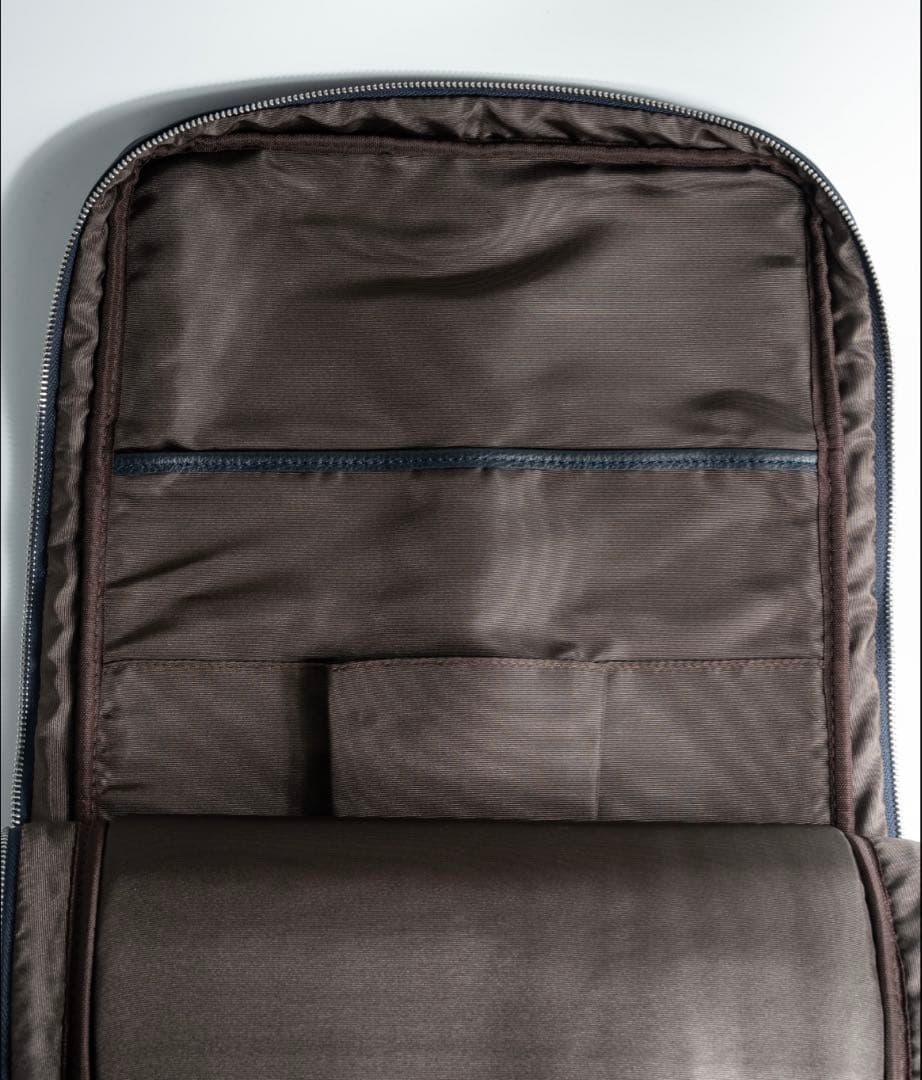 MURA 薄マチリュック ビジネスリュック レザーリュック