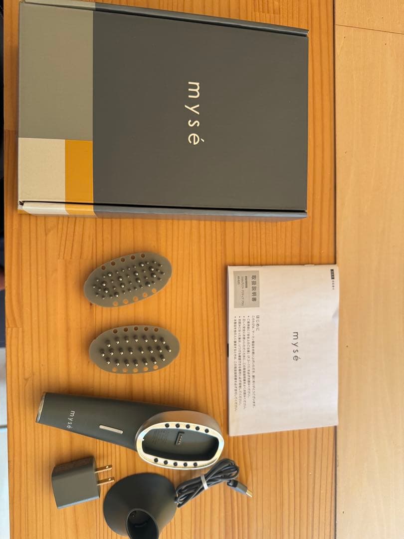 mysé スカルプリフトアクティブプラス　ブラシ 赤色LEDライト付き