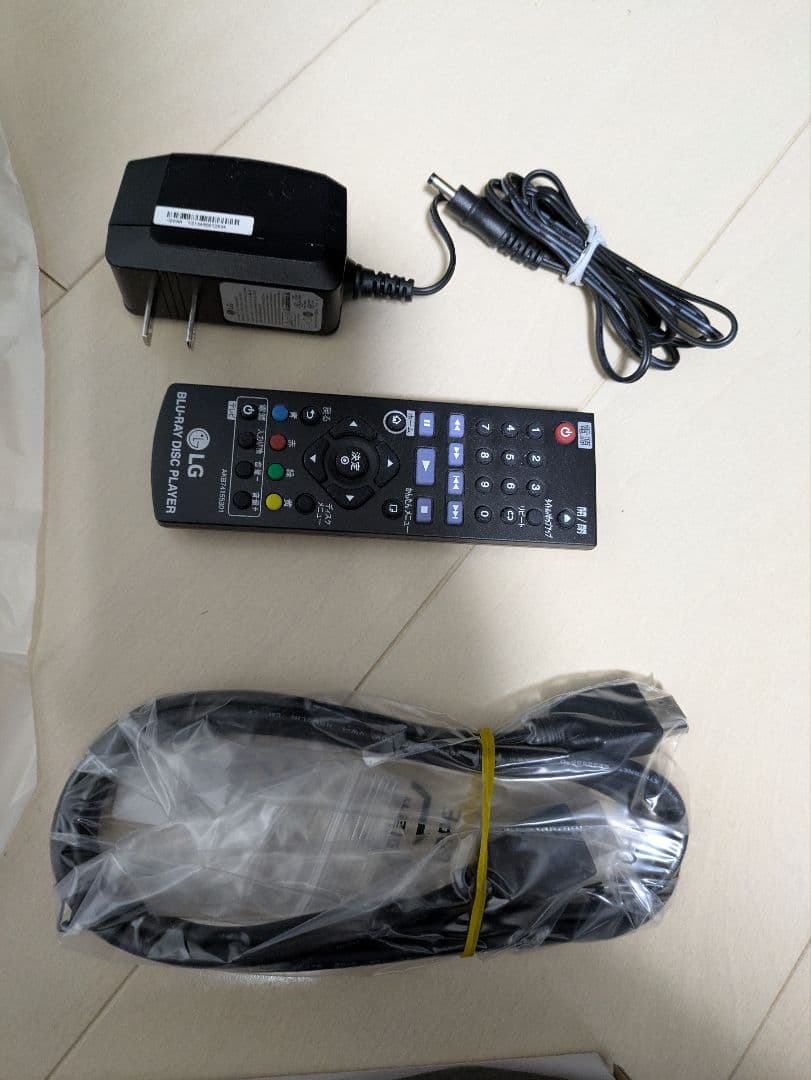 美品　付属品完備　LG ブルーレイプレーヤー BP250