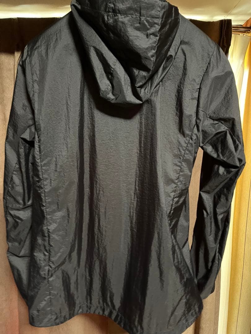 Patagonia パタゴニア フーディニ・ジャケット／ビーバー