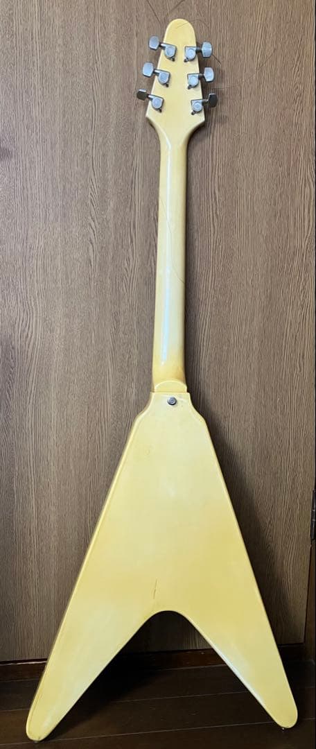 【ジャンク品】フライングV エレキギター※1月いっぱいの出品です