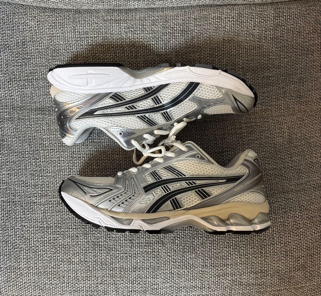靴 Asics Gel-Kayano 14 White/Graphite Grey