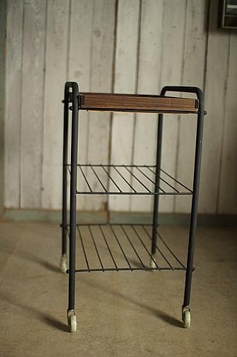 古い鉄と古材のキッチンラック　食器棚　オープンラック　古家具　古道具