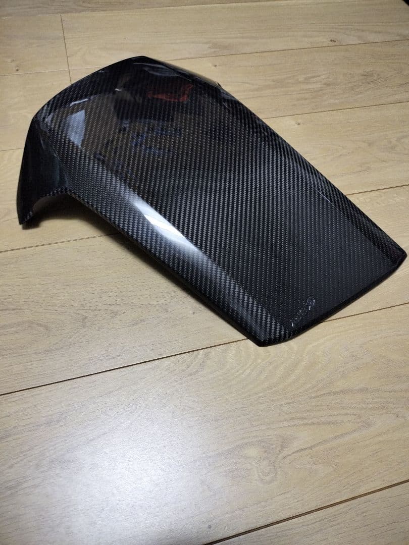 シビックタイプＲ　FK8　カーボン　メーターバイザー　アクシスパーツ