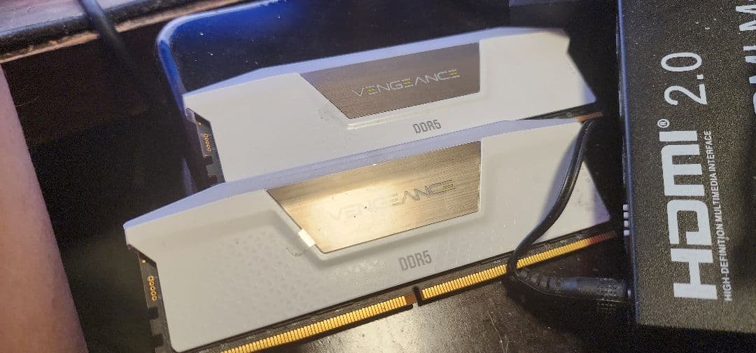 Vengeance DDR5 RGBメモリー6000mhz 16gb×2