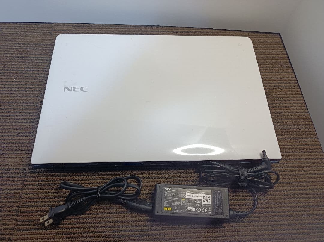 NEC ノートパソコン LaVie PC-LS350RSW