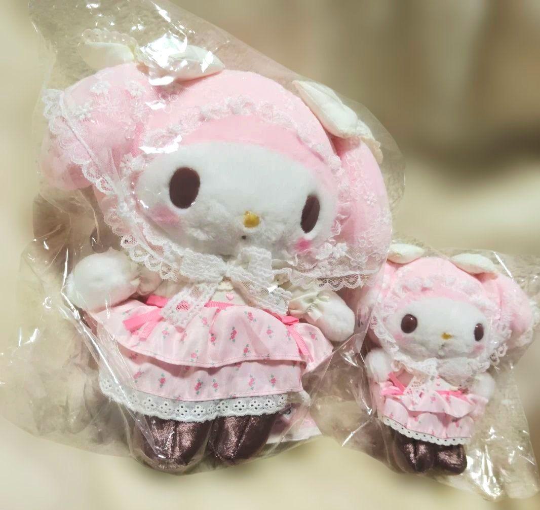 新品　マイメロディ　ぬいぐるみ　マスコットホルダー　２点　フォレストレース