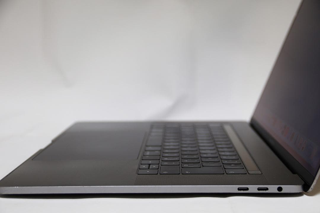 難あり MacBookPro 2018 A1990 Core i7 15インチ