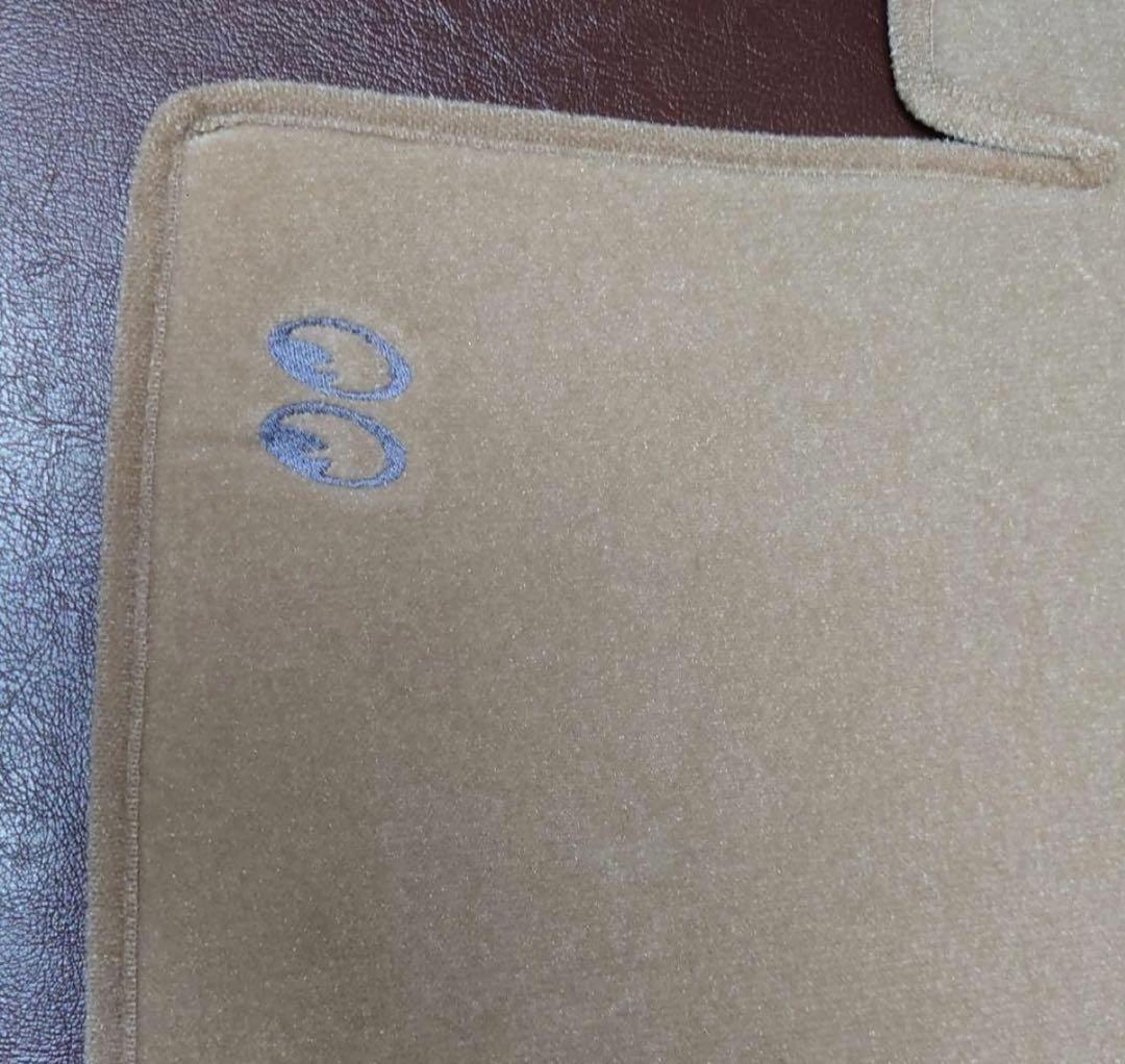 本日限定価格　215 ハイラックスサーフ　ダッシュボードマット