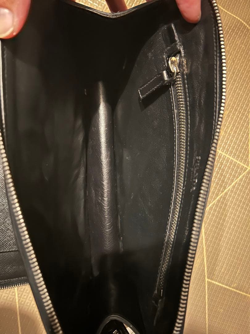 プラダ　PRADA クラッチバッグ