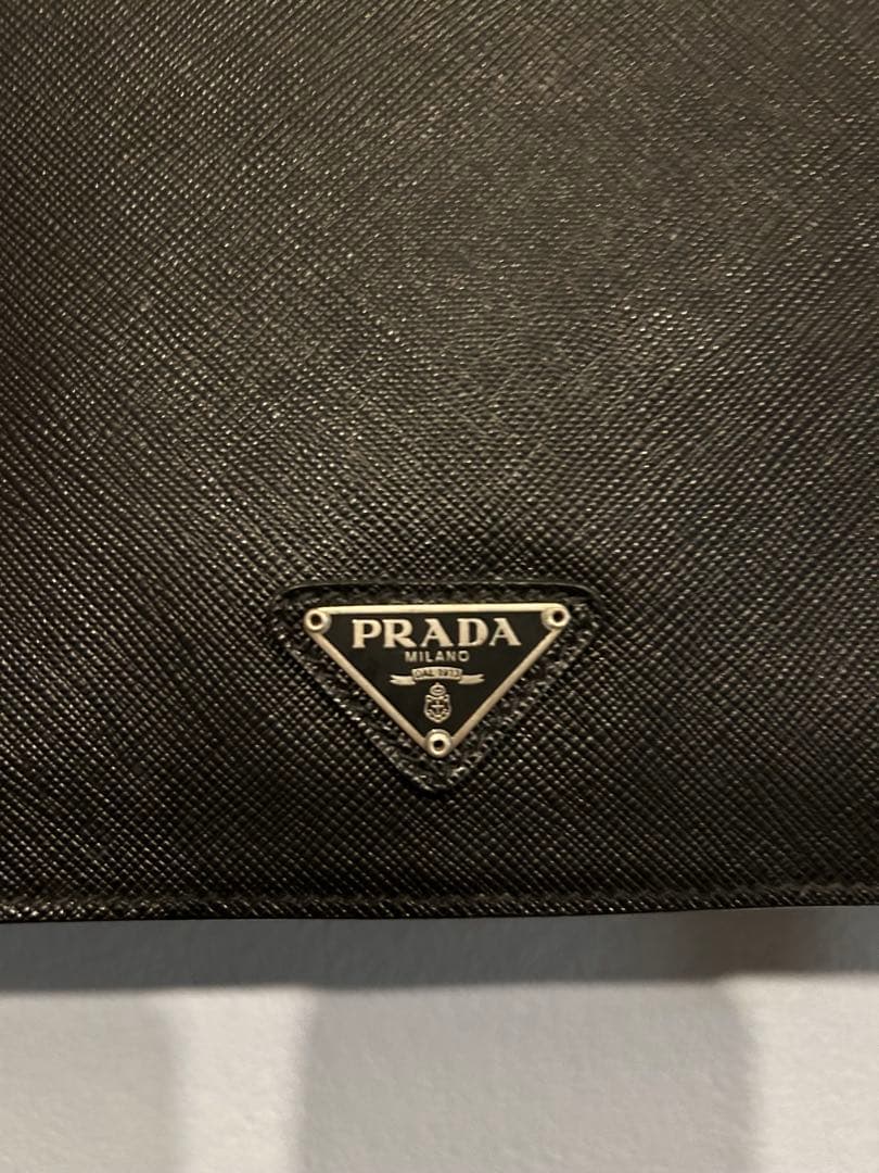 プラダ　PRADA クラッチバッグ
