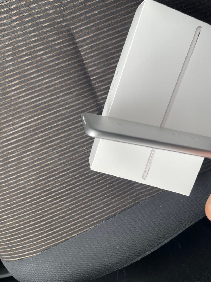 iPad mini 4 WiFi セルラー32G SoftBankシルバー 美品