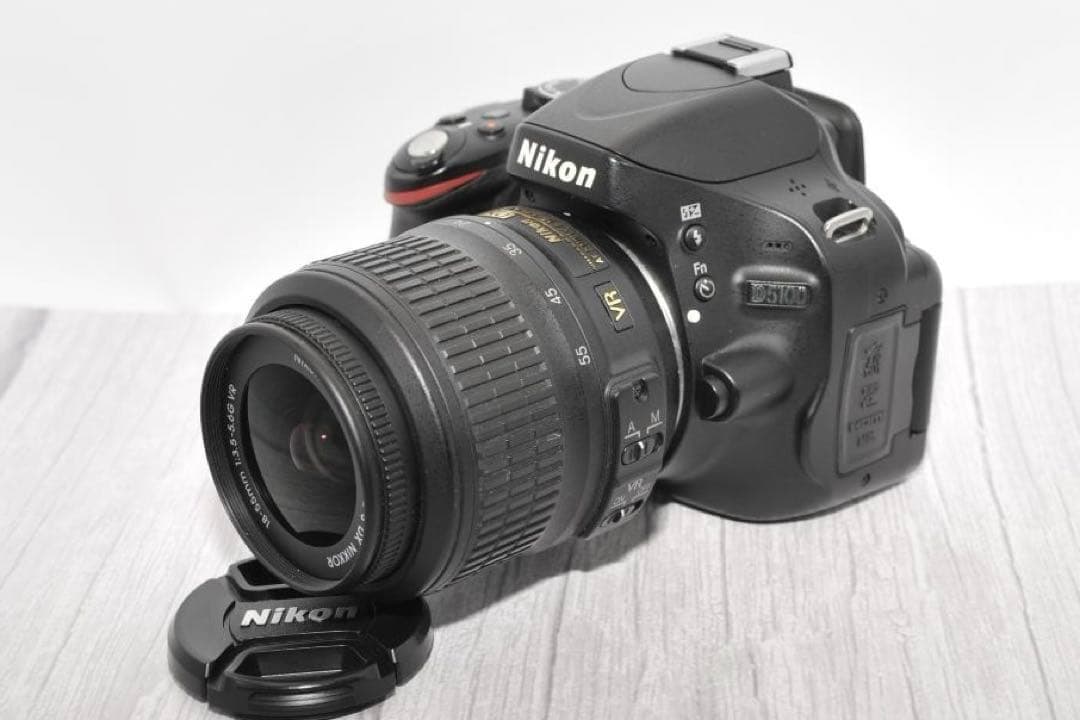 美品✨Nikon D5100✨自撮り ニコン 一眼レフ 初心者 スマホ転送