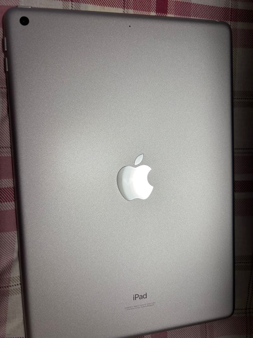 iPad (第9世代) 64GB Wi-Fi 本体