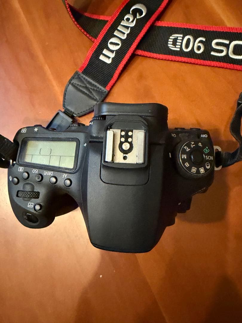 canon eos90D デシダル一眼レフカメラ