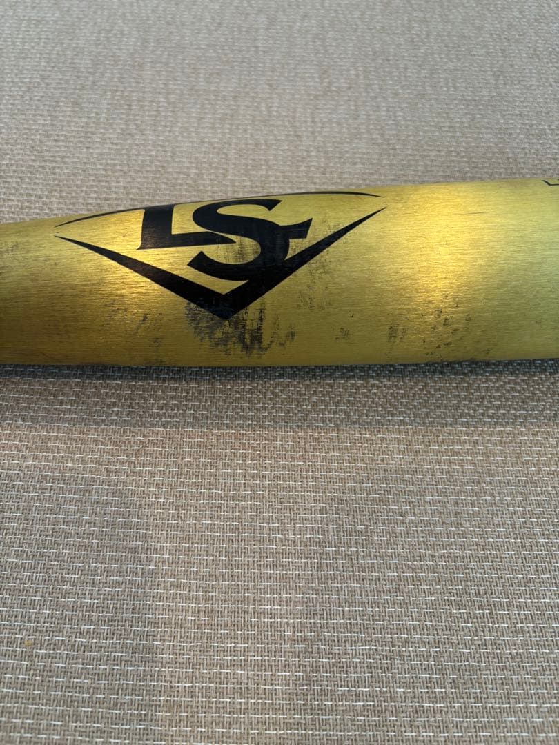 ルイスビルスラッガー　中学硬式野球バット　８３ｃｍ