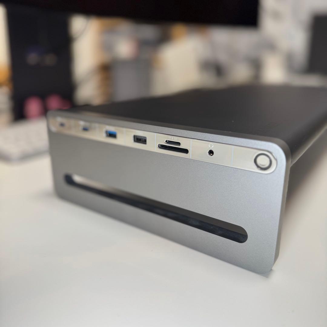 Anker 675 USB-C ドッキングステーション 12in1