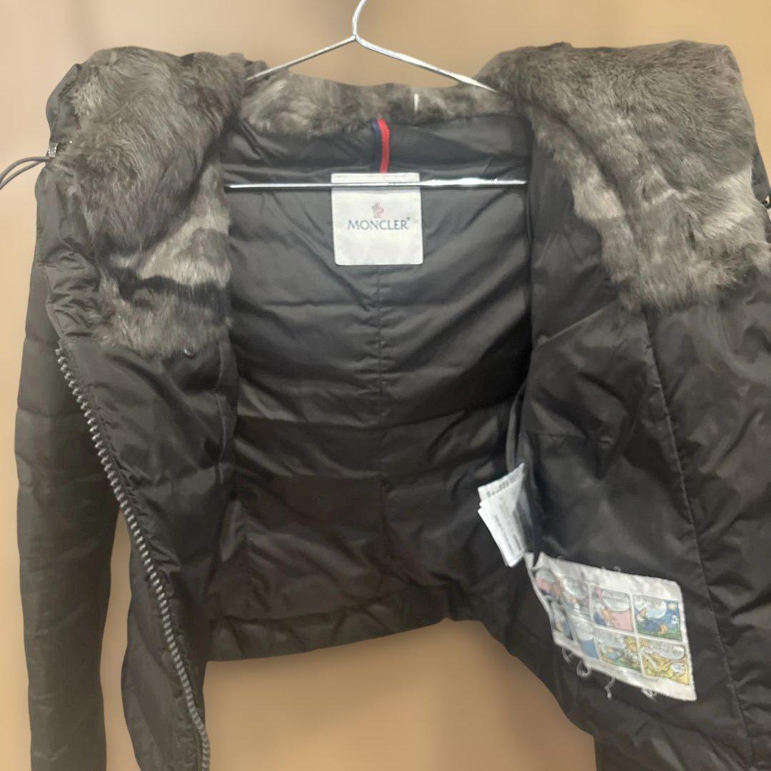 MONCLER ファーフード付　カーキーダウンジャケット