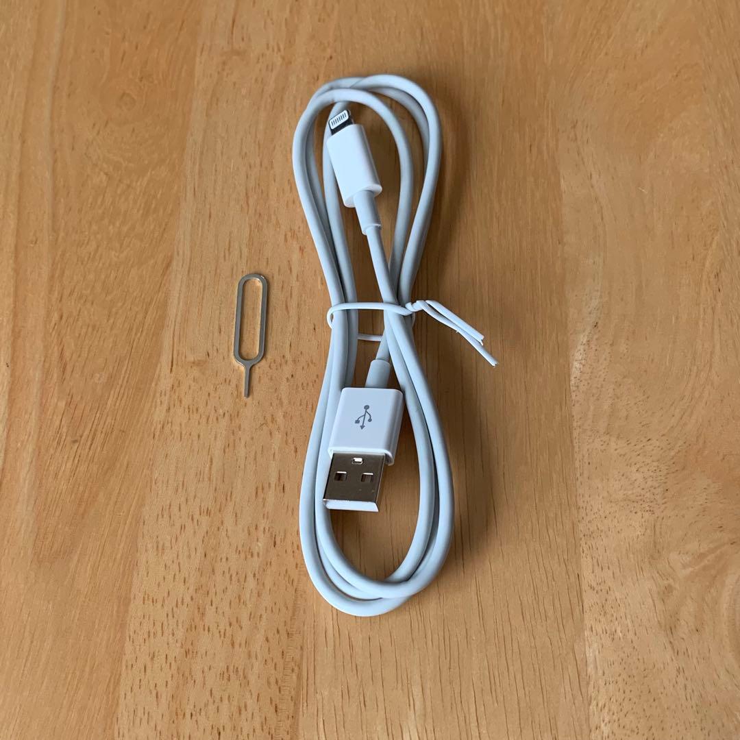 iPhone 14 ホワイト スターライト128GB SIMフリー 超美品