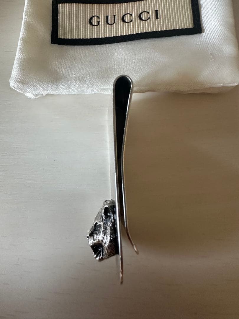 レア❗️グッチ GUCCI メンズ マネークリップ キャット ヘッド モチーフ