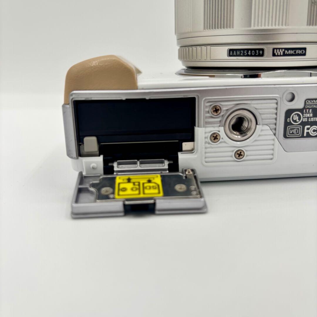 OLYMPUS PEN Lite E-PL1 ミラーレス一眼 オリンパス