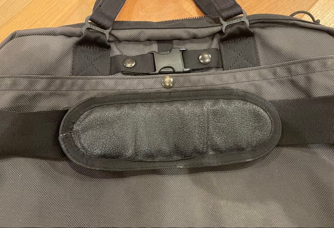 BRIEFING トゥモローランド　ビジネスバッグ グレー