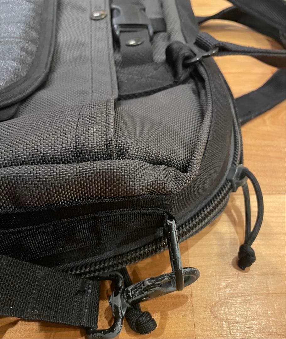 BRIEFING トゥモローランド　ビジネスバッグ グレー