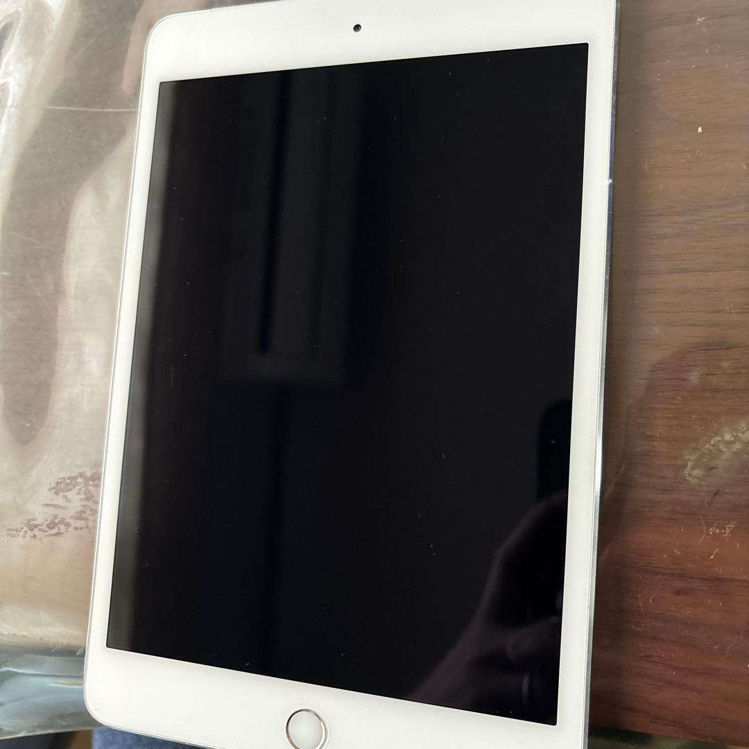 Apple iPad mini4本体シルバー