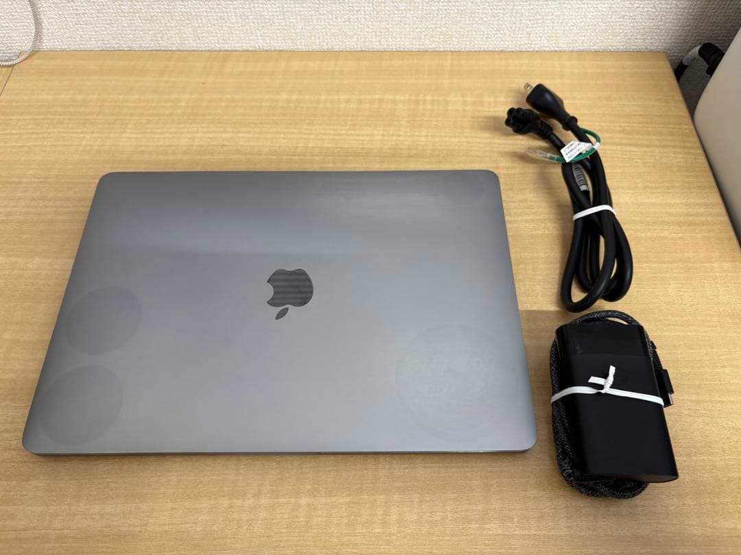 MacBook本体 Apple MacBookPro 2020 i7 16GB SSD512GB
