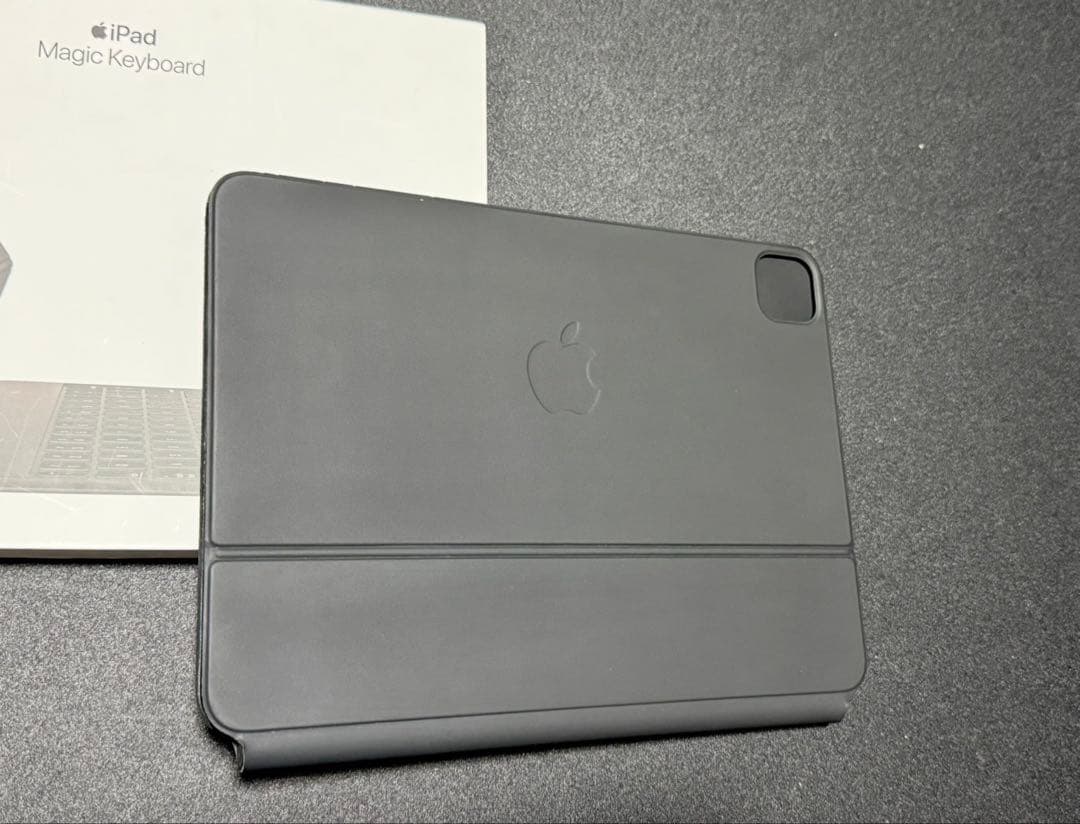 Apple iPad Pro Cellular 11インチ マジックキーボード