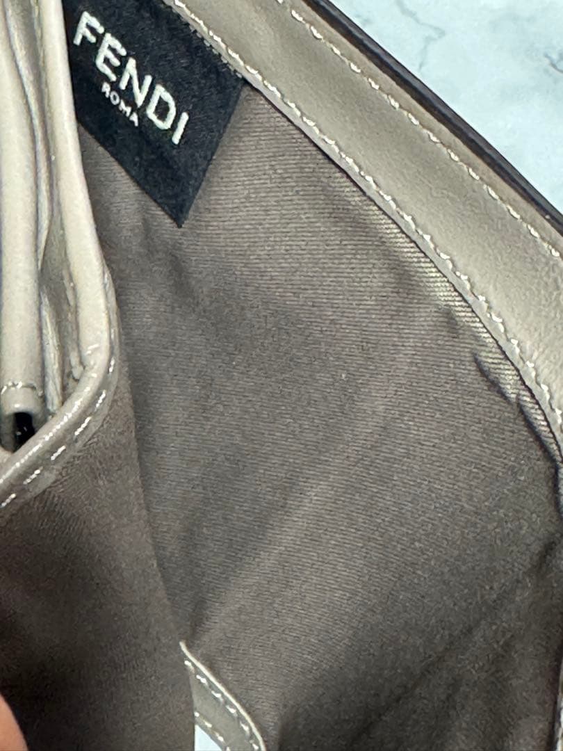 FENDI 二つ折り財布エフイズフェンディ