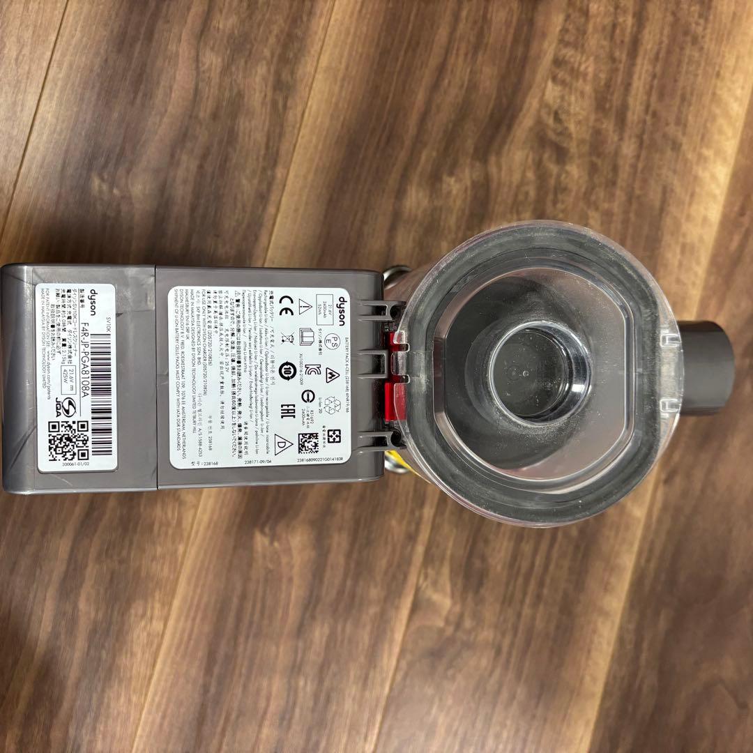 簡易清掃済み！すぐ使えます！dyson V8 slim fluffy 掃除機