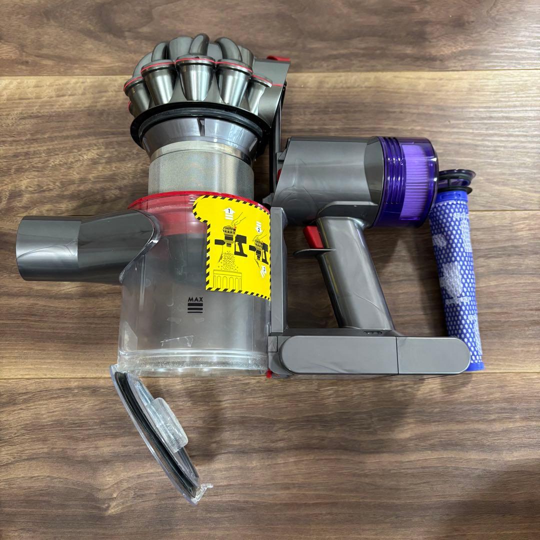 簡易清掃済み！すぐ使えます！dyson V8 slim fluffy 掃除機