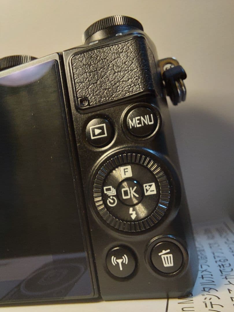 ニコン Nikon 1 J5 レンズキット