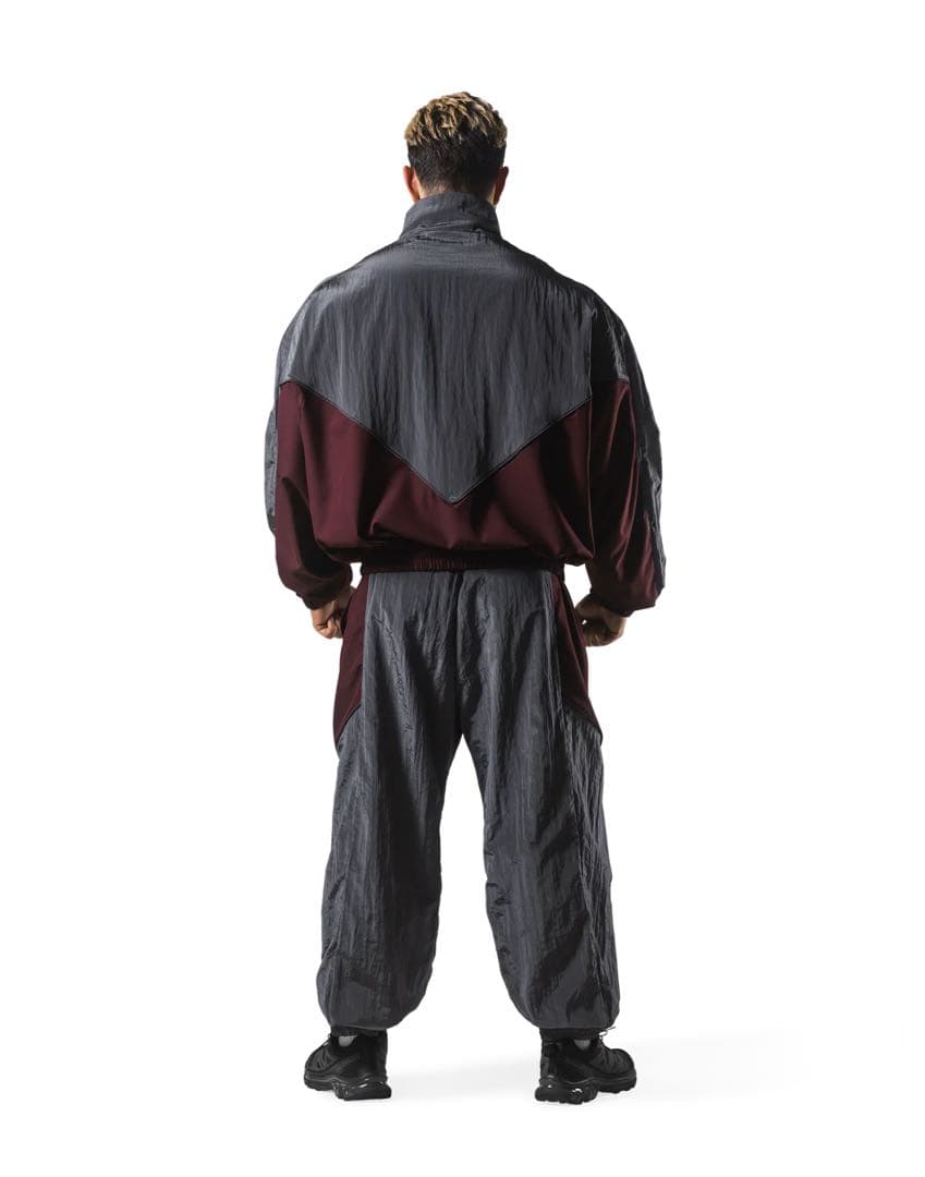 LYFT V-FORM ナイロンジャケット・パンツセット グレー/バーガンディ