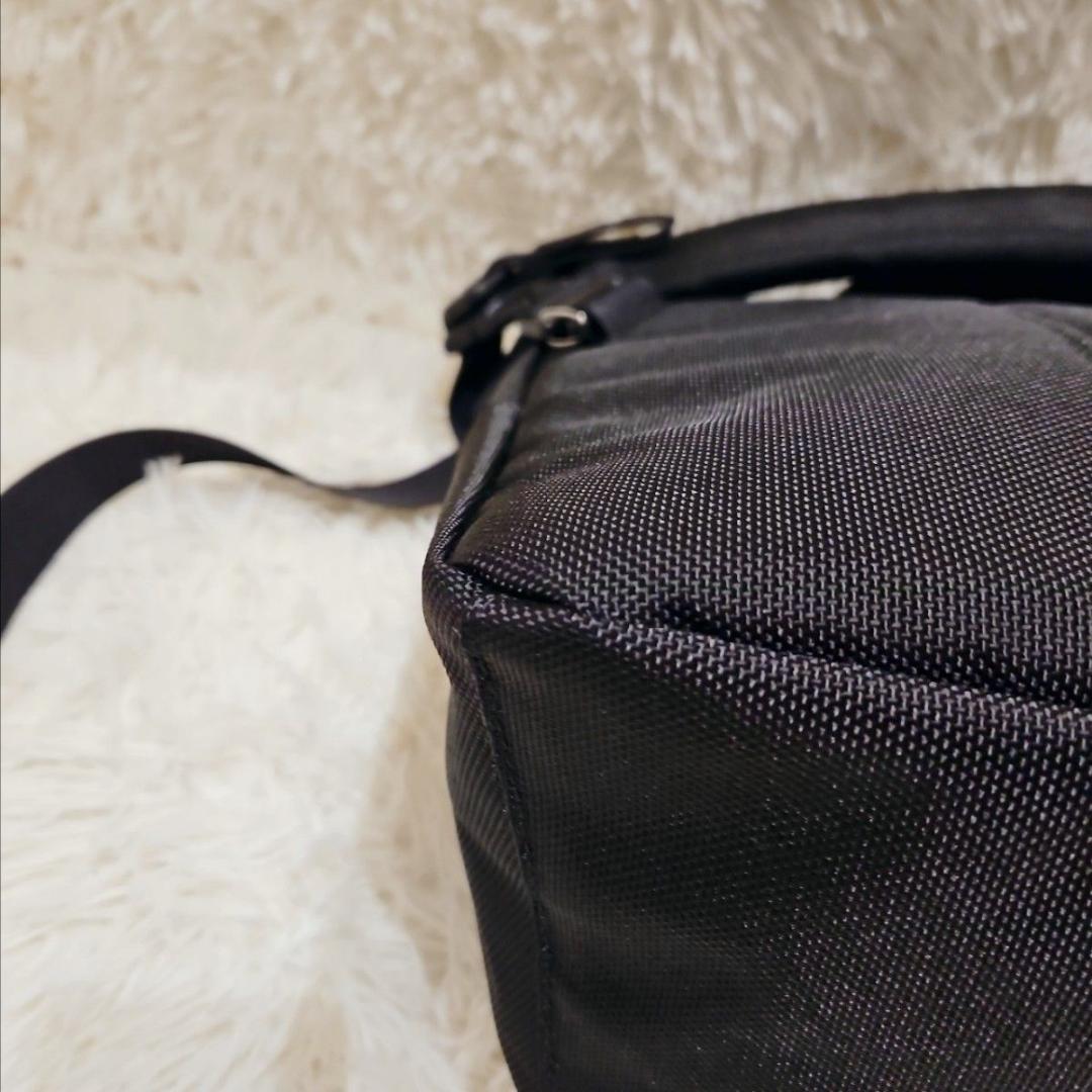 美品 マスターピース スクランブル メッ センジャーバッグ クロスボディ PC