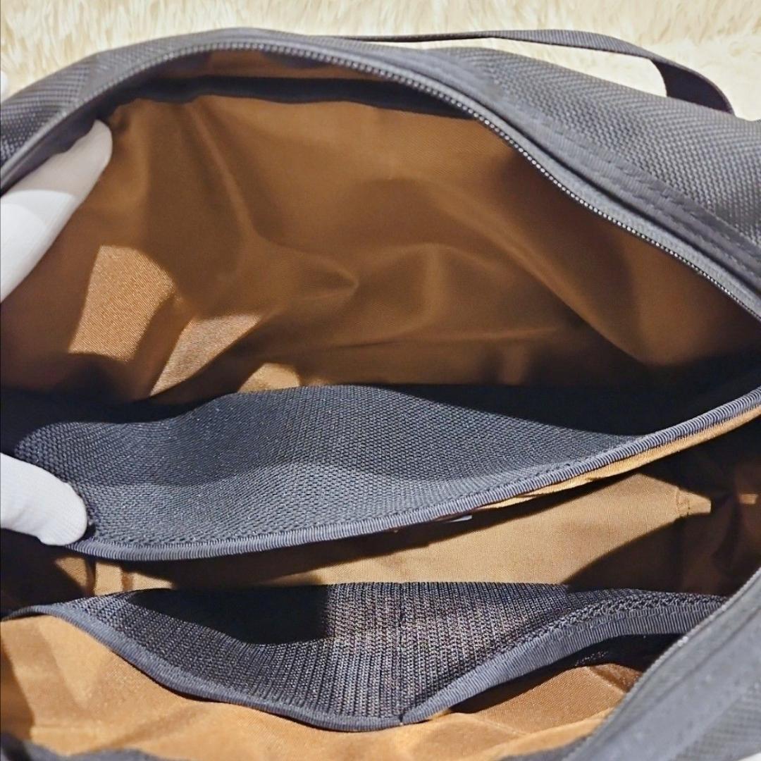 美品 マスターピース スクランブル メッ センジャーバッグ クロスボディ PC