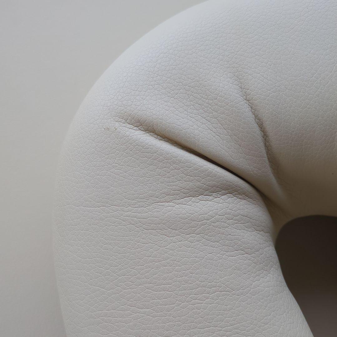 ※8月2日処分※　NOMAD社製　エクスプレッソマッサージベッド