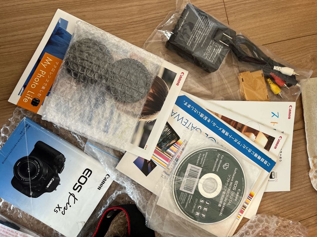 【中古】Canon Digital SLR Camera EOS Kiss X5