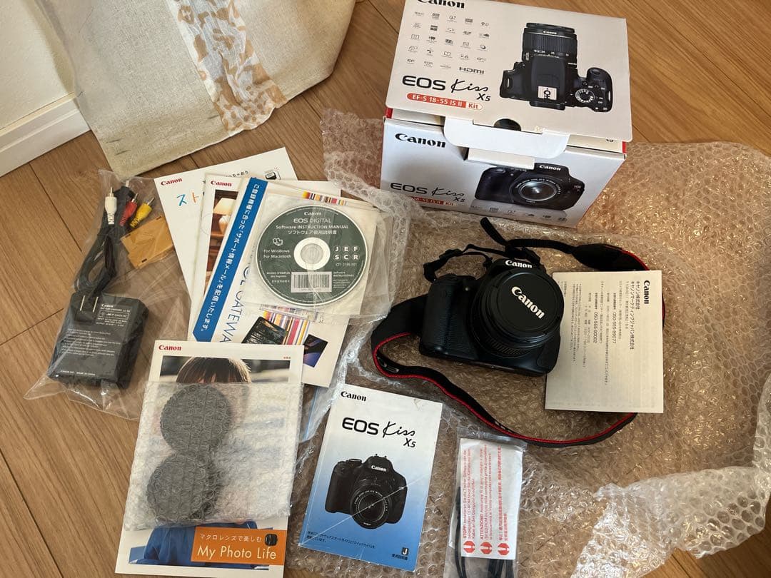 【中古】Canon Digital SLR Camera EOS Kiss X5