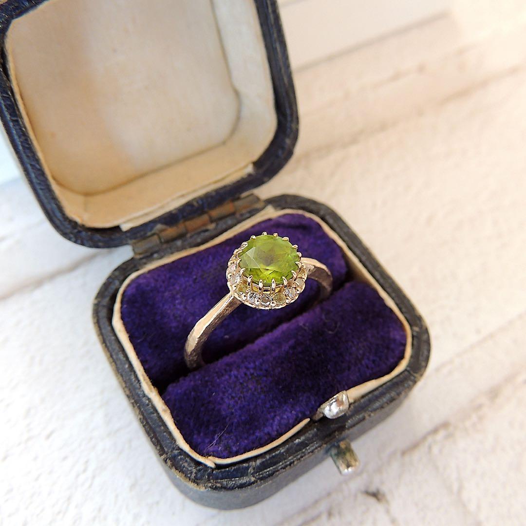 パーセルジュエリー ペリドット ポンポネアンスールリング 11号