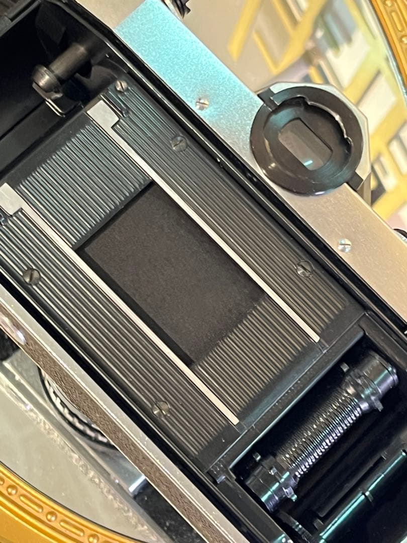 PRAKTICA NOVA＋Domiplan50mm f2.8 M42動作品