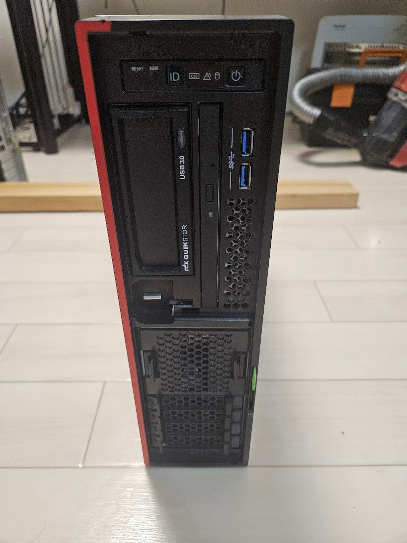 Fujitsu PRIMERGY TX1320 M4②