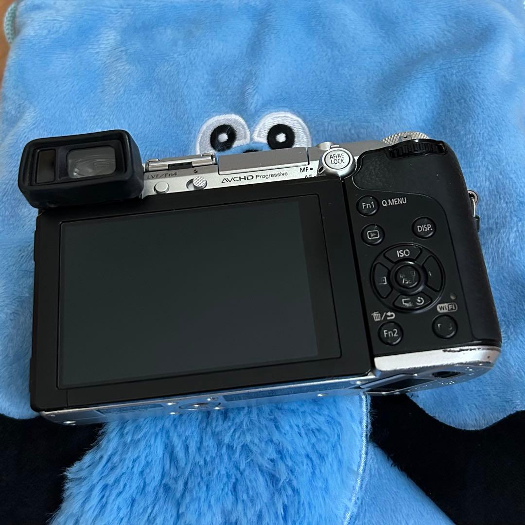 Panasonic LUMIX DMC-GX7 シルバー