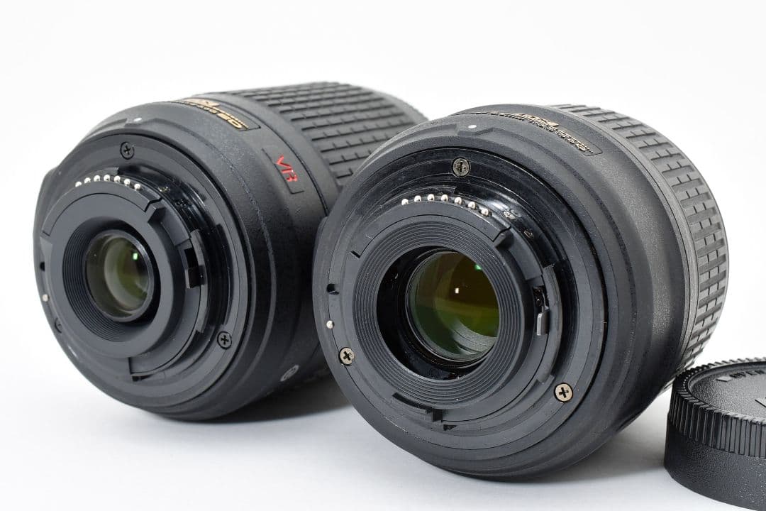 ショット数少✨美品✨Nikon D5100✨バリアングル✨手ブレ補正ダブルズーム