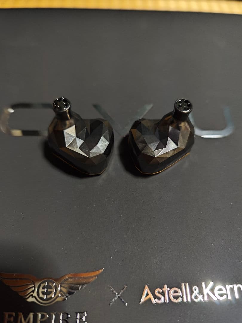 極美品 Astell&Kern Empire Ears　Novus