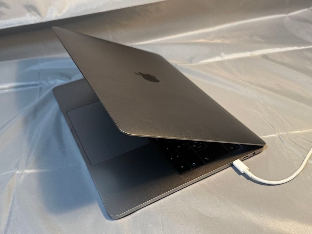 MacBook Pro 13インチ A1989 i5/16GB/500GB